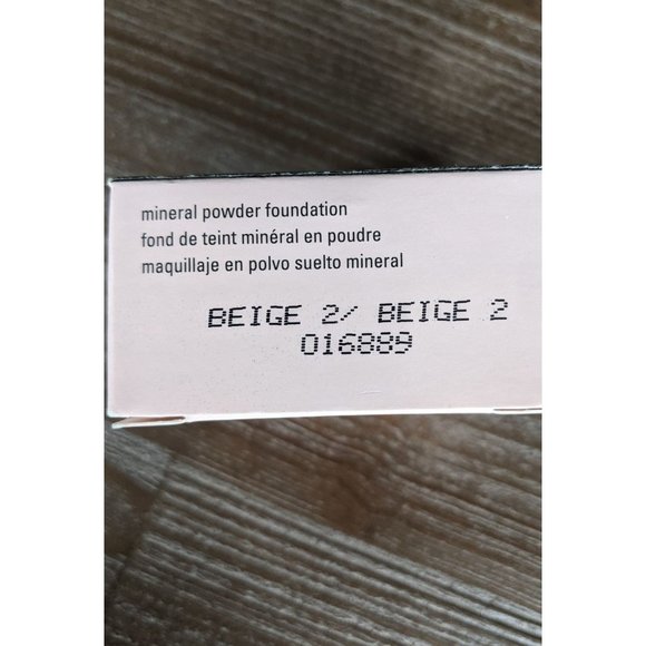 MARY KAY MINERAL POWDER FOUNDATION BEIGE 2 NEW IN BOX .28 oz - Picture 4 of 6